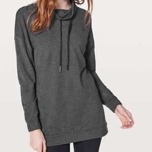Lululemon pull over great condition